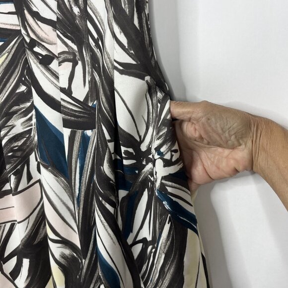 2/$30 H&M Hawaiian Tropical Print Pleated Sheath Dress Cream Black 4 #8797 - Picture 4 of 12
